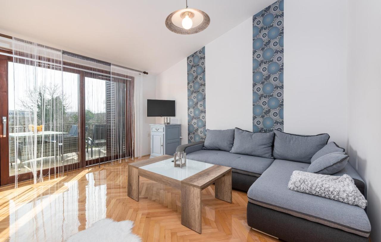 Apartman Gracia Porec Exterior photo